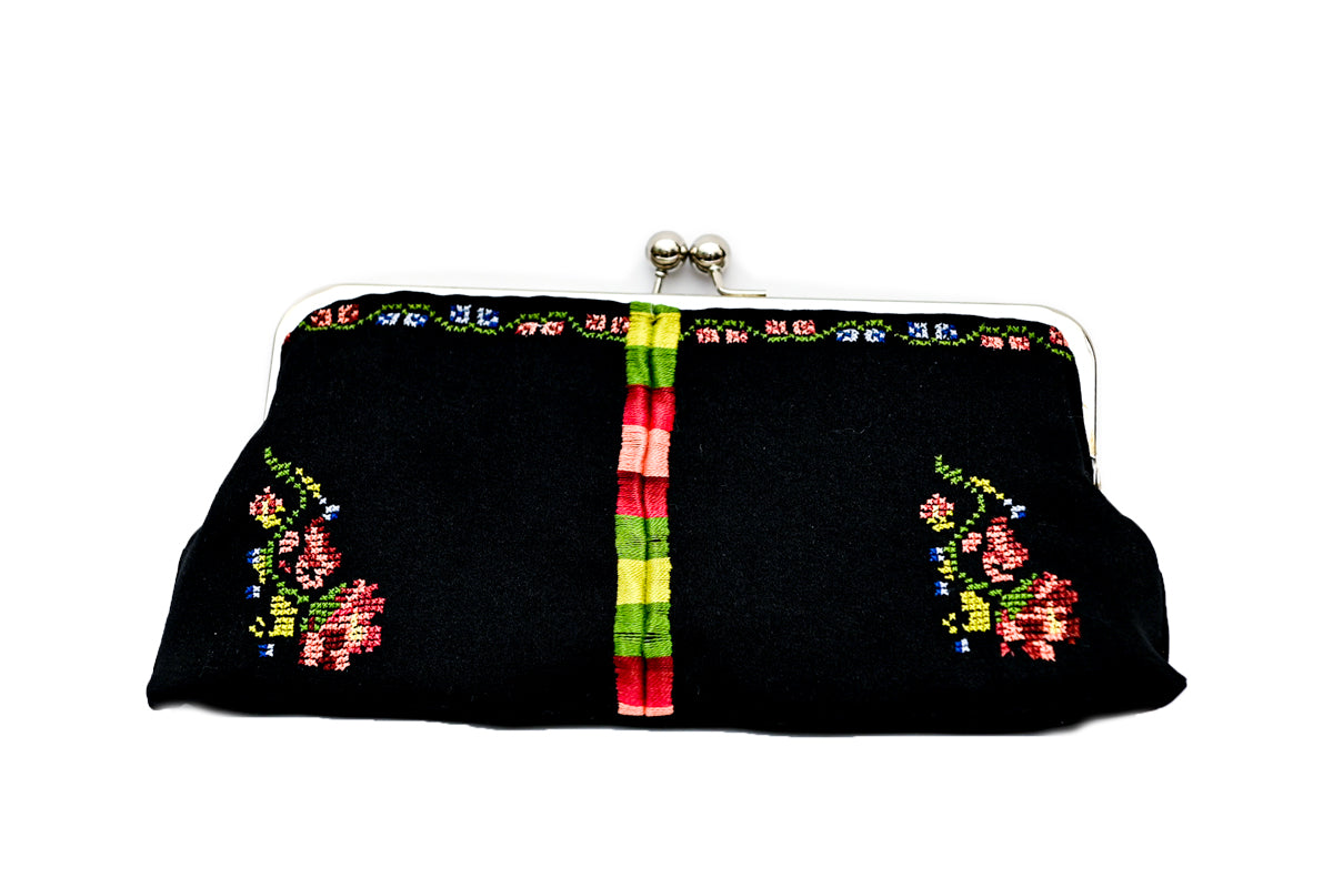 Embroidered hand purse
